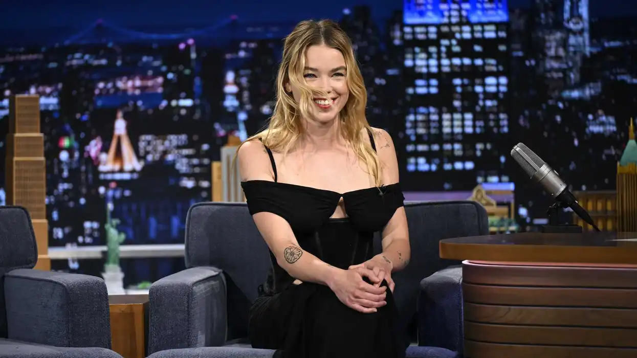 'Supergirl' star expects backlash because fans have 'weird ownership of women's bodies' — the responses are hilarious