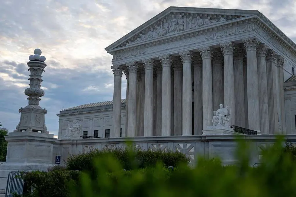 Supreme Court backs border officials in green-card dispute