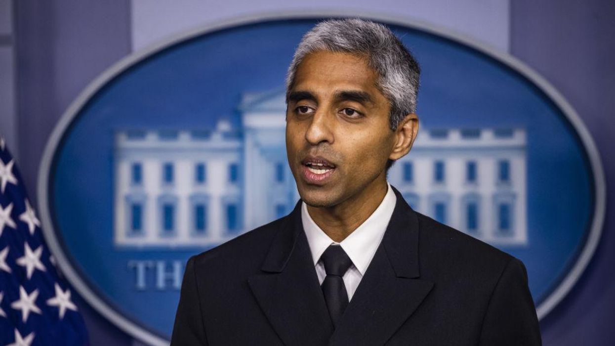 Surgeon general says Americans should expect more vaccine mandates following FDA approval of Pfizer vaccine