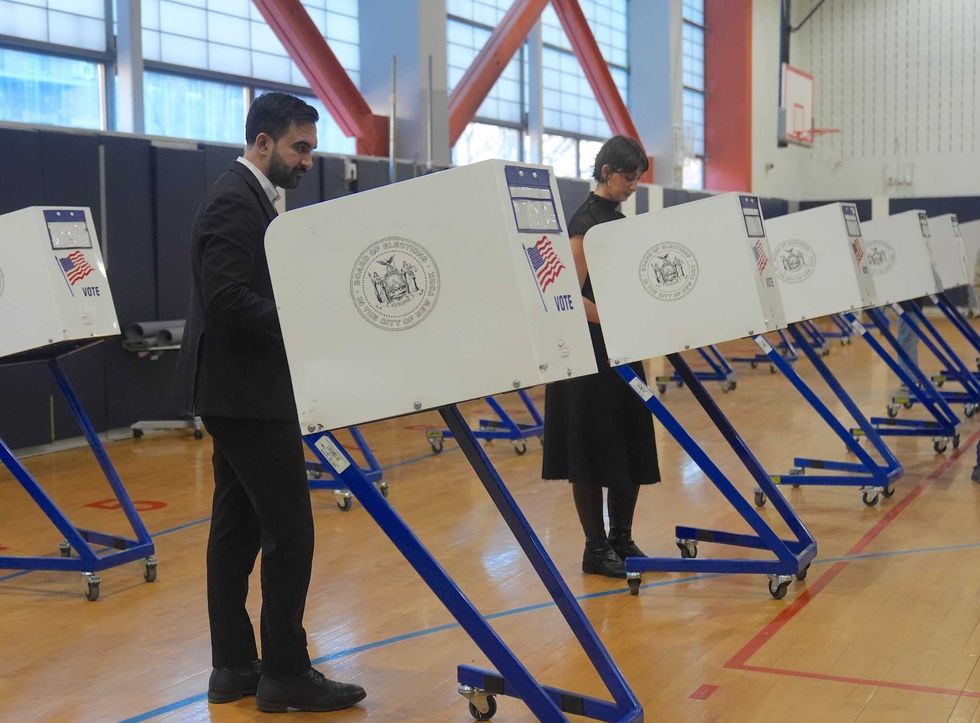 'Swatting' hoax hits Election Day: FBI probes 'terroristic' emails to polling locations in NYC, NJ