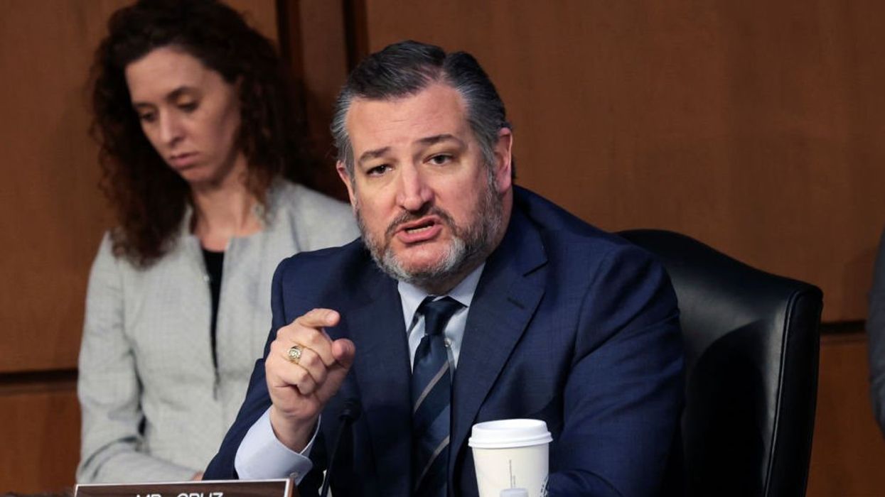 Ted Cruz is forced to ask Democrat same basic question five times — but she refuses to answer: 'It's a yes-no question'