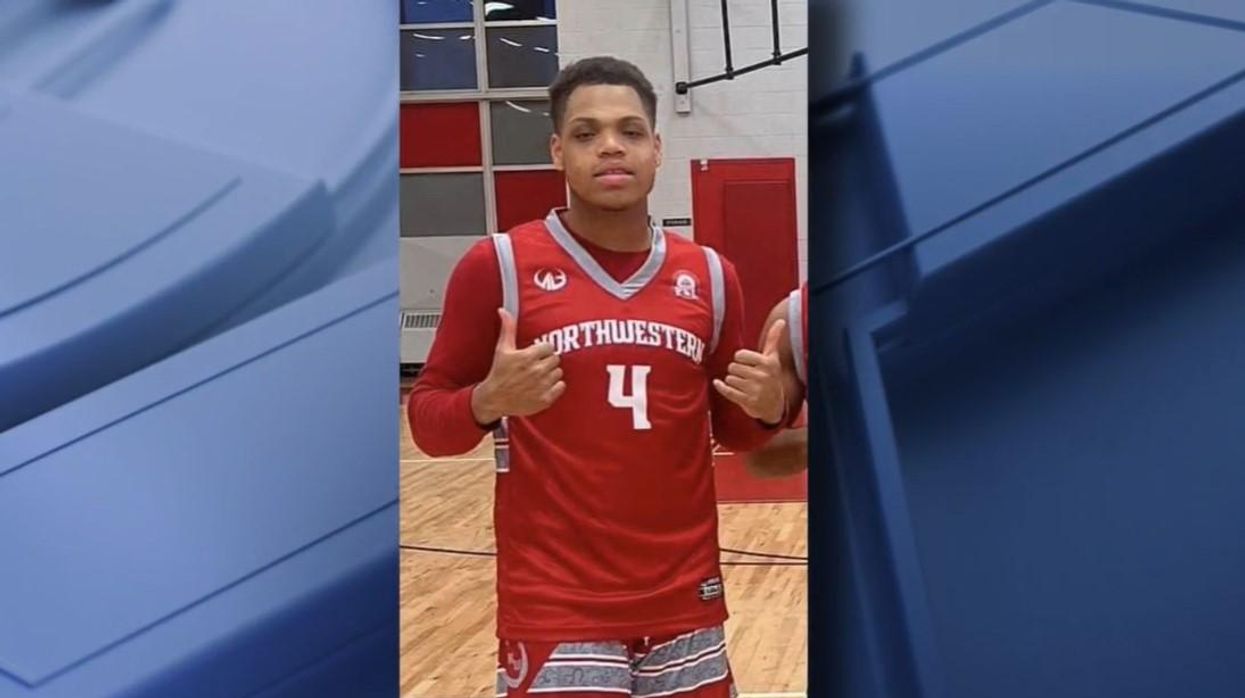 Teen dies days after collapsing on basketball court