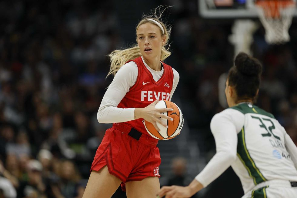 Teen girls say WNBA co-owner CURSED at them for holding sign thanking Sophie Cunningham during game
