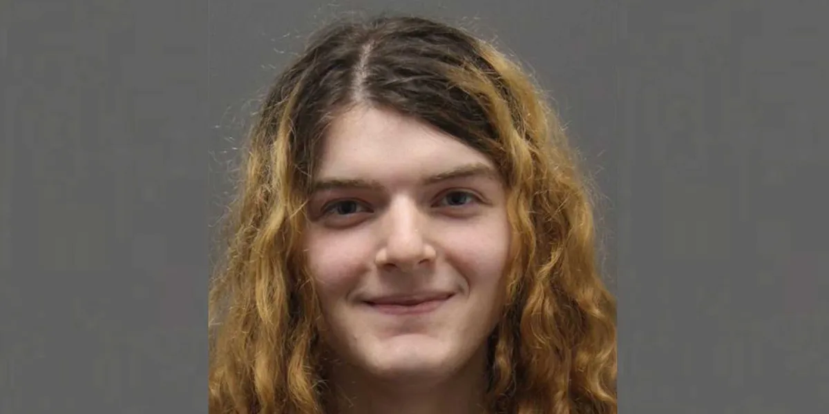 Teen transgender-identifying substitute teacher allegedly made online threats to Loudoun County school