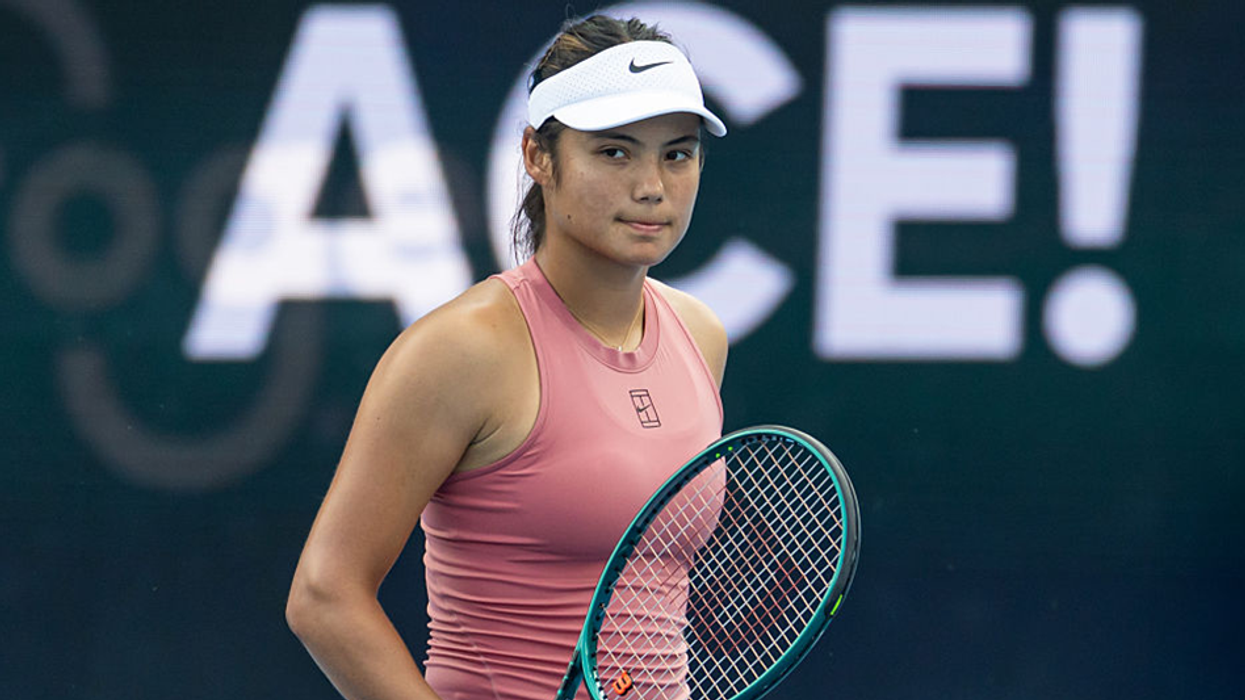 Tennis star stops match to make absurd demand about a baby in the crowd