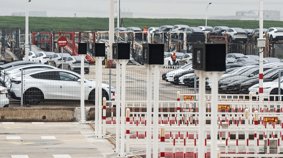 Tesla unveils its driverless future — but you're only invited if you comply with these rules