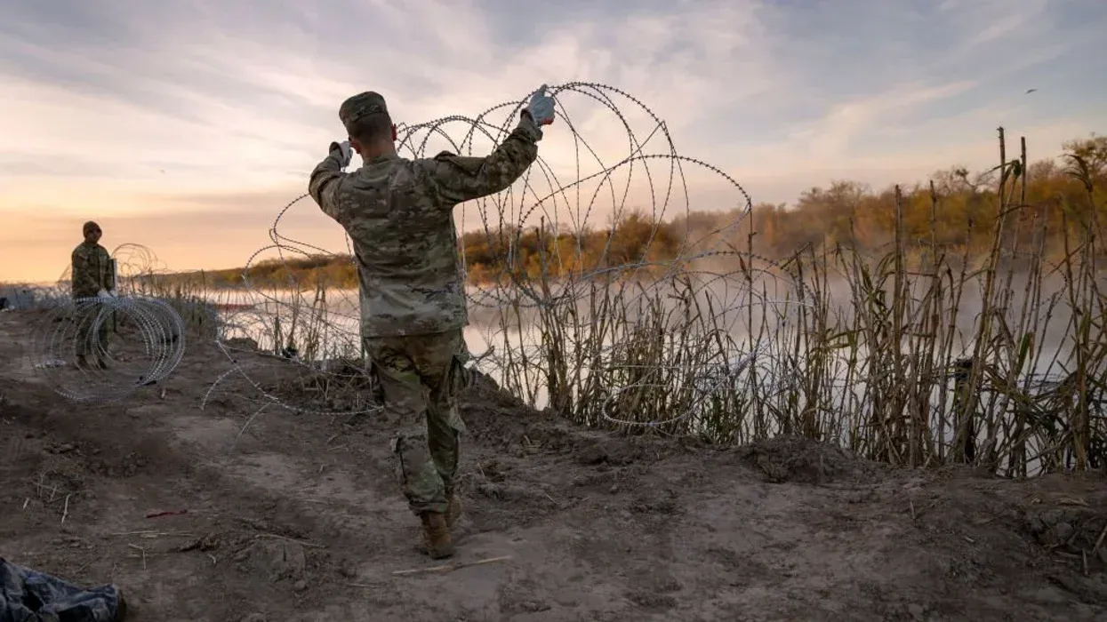 Texas responds to Supreme Court ruling by adding more razor wire along border: 'Hold the line'