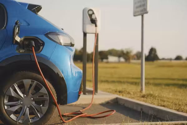 The electric vehicle market is out of gas — you can guess who's freaking out