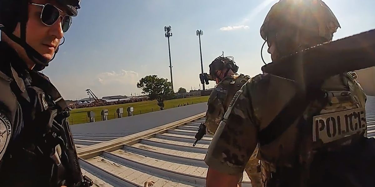 Police saw Crooks run across roof 3 minutes before he shot former President Trump | Blaze Media