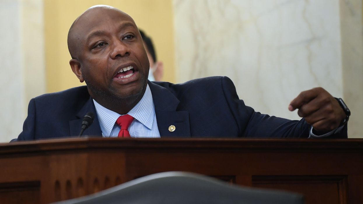 The GOP's 'token' black man? Sen. Tim Scott responds perfectly to insulting question about his race