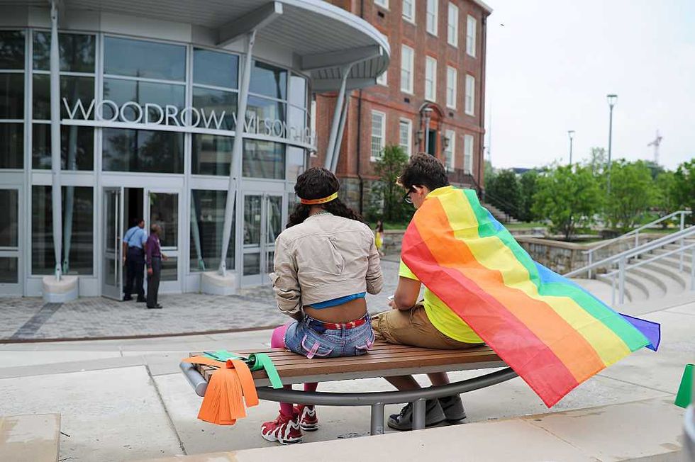The kids are all right: Identifying as lesbian, gay, or bisexual in 'free fall' among teens, CDC data analyst says
