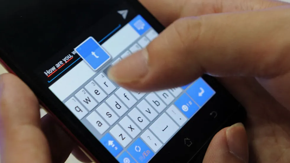 There's now a scary, powerful way to send a text if the internet and cell towers go out