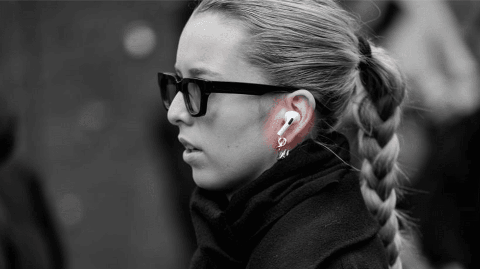 This Big Tech patent tracks your brain, eyes, and body — with earbuds