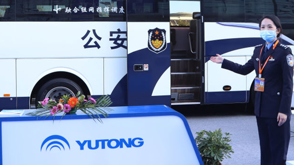 This city bought 300 Chinese electric buses — then found out China can turn