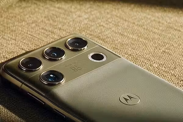 This once-great company is back — here's what you need to know about its ultimate freedom phone