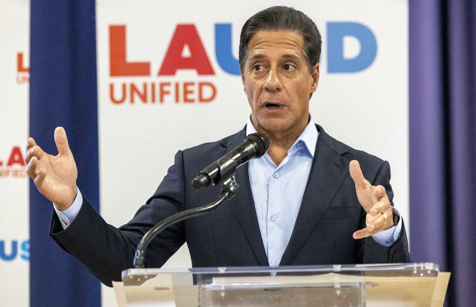 Thousands of students drop out of Los Angeles schools over 'climate of fear' from deportations, superintendent says