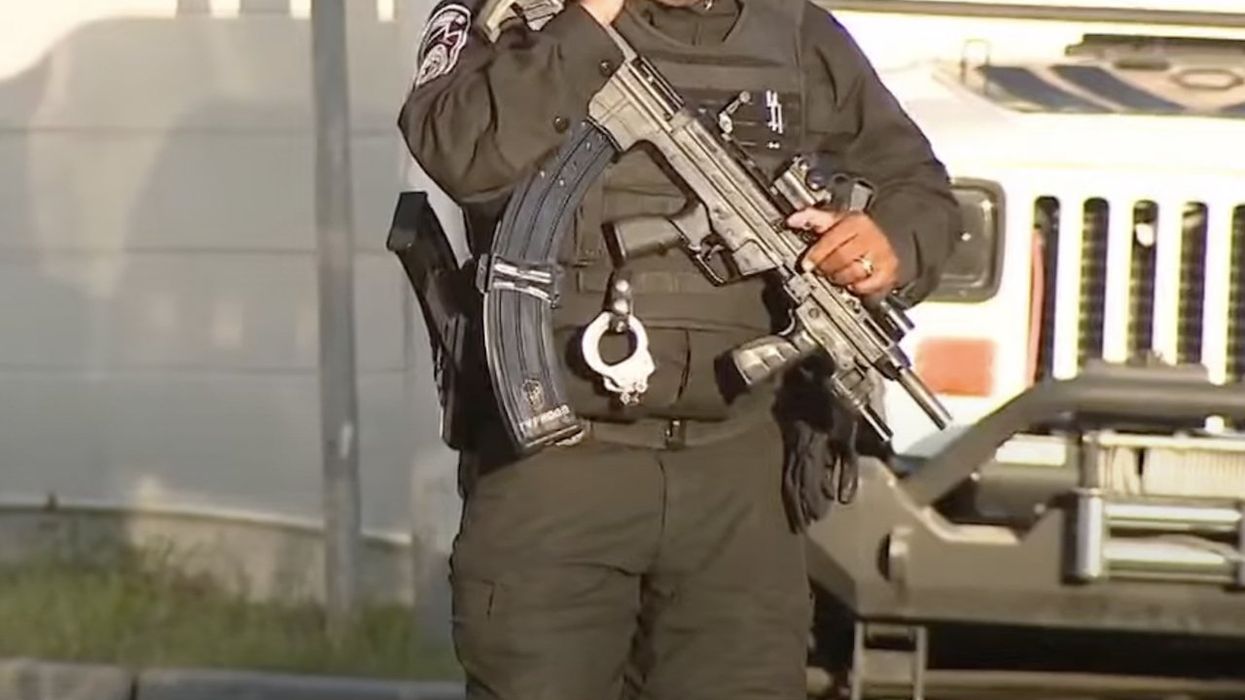 Thug reportedly throws rock at heavily armed security guard for Philly gas station — and soon finds out what a stupid move it was