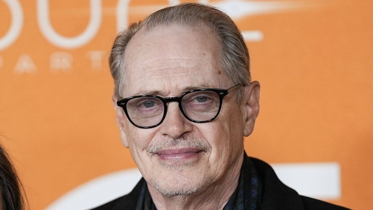 Thug sucker punches actor Steve Buscemi in face — yet another broad-daylight, random attack on NYC street