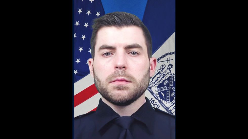 Thug with 21 prior arrests accused of gunning down NYPD officer during traffic stop: 'Same bad people doing bad things'