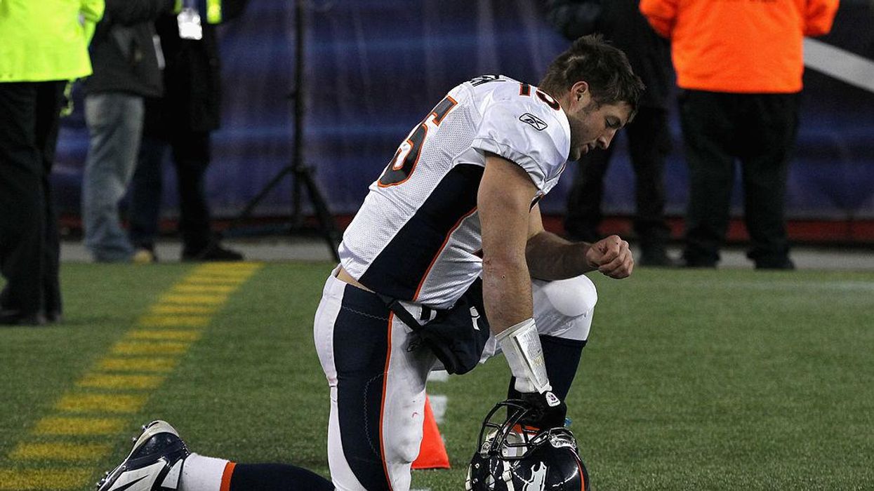 Tim Tebow attempts NFL comeback with Jacksonville Jaguars — this time as a tight end