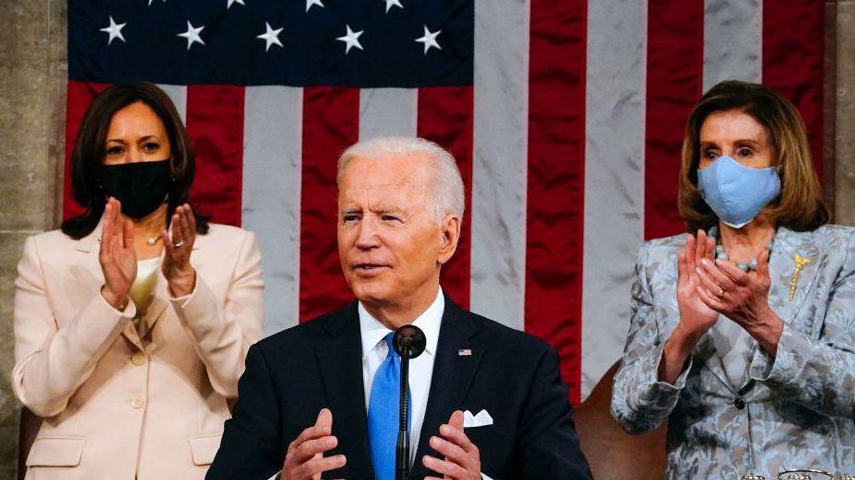 Top Dem pollsters paint bleak picture for Democrats — and they have the data to prove it