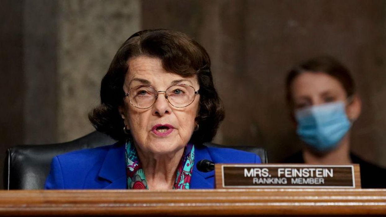 Top Senate Democrat defends Ted Cruz, Josh Hawley from demands for their resignations