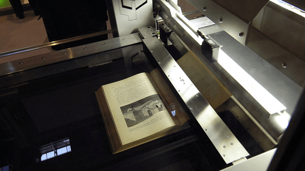 Tracking device exposes Amazon's secret plans for rare books