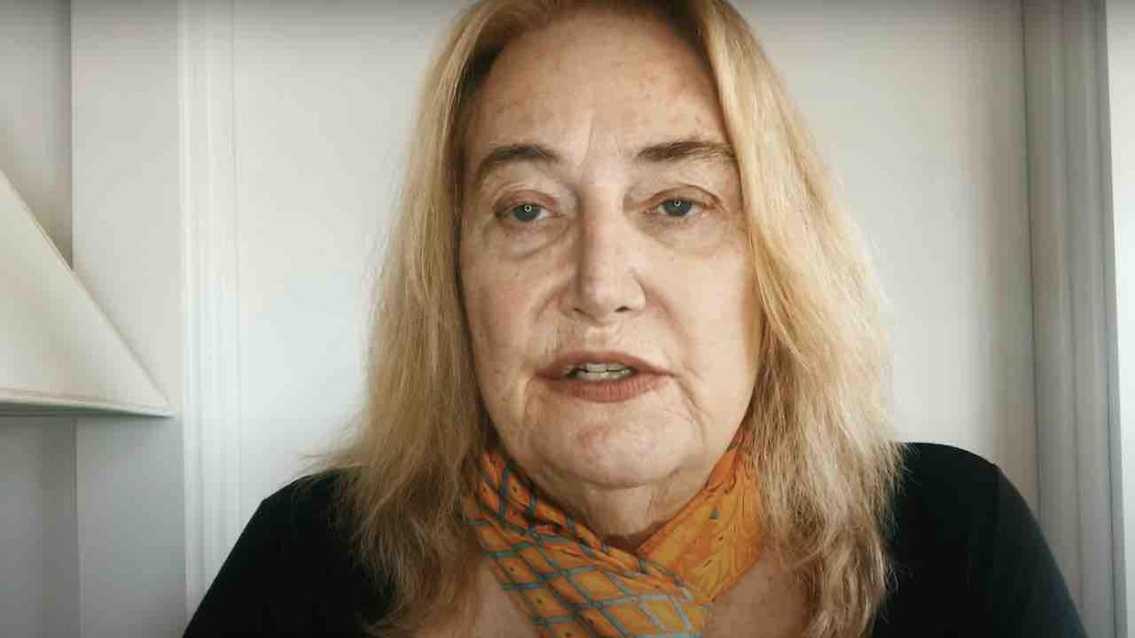 Transgender female psychologist worries that the trans trend among teens has 'gone too far,' argues that peer pressure, social media influencing them