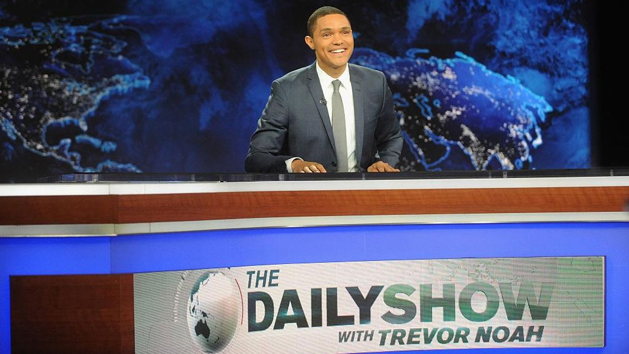 Trevor Noah announces that his ‘time is up’ after 7 years of hosting ‘The Daily Show’