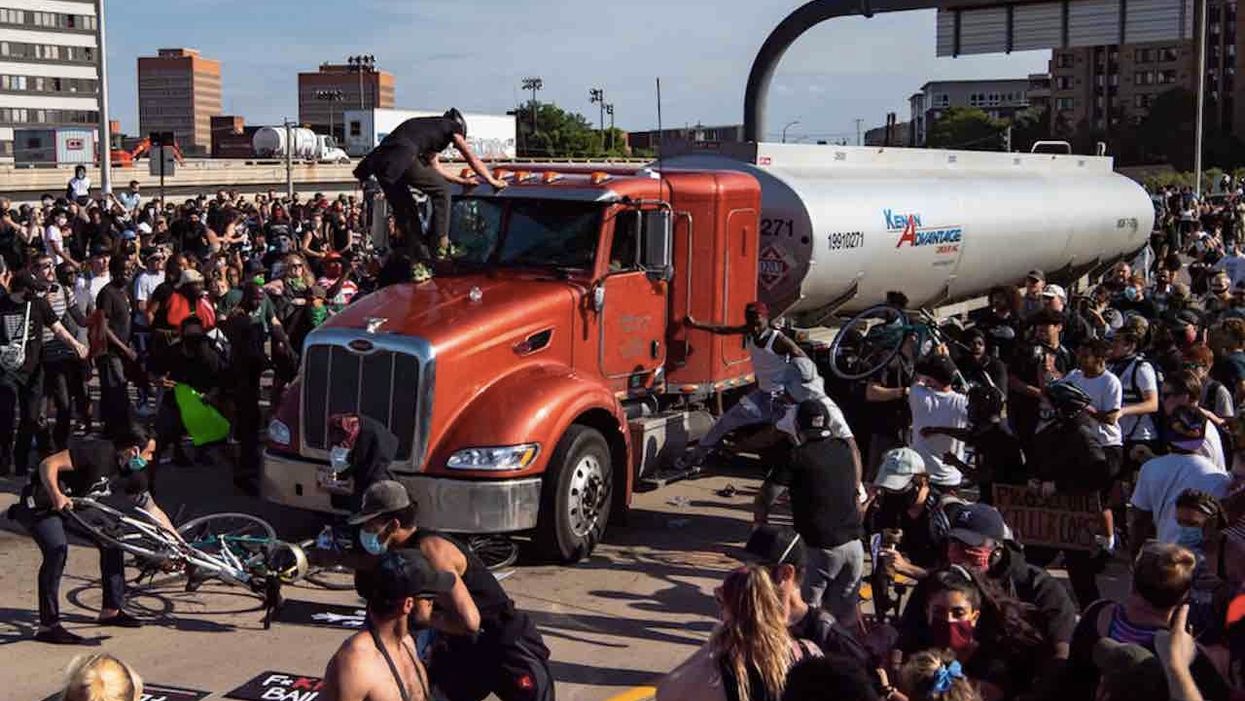 Truck driver warns protesters who threaten, block truckers: 'You will move, or you will die'