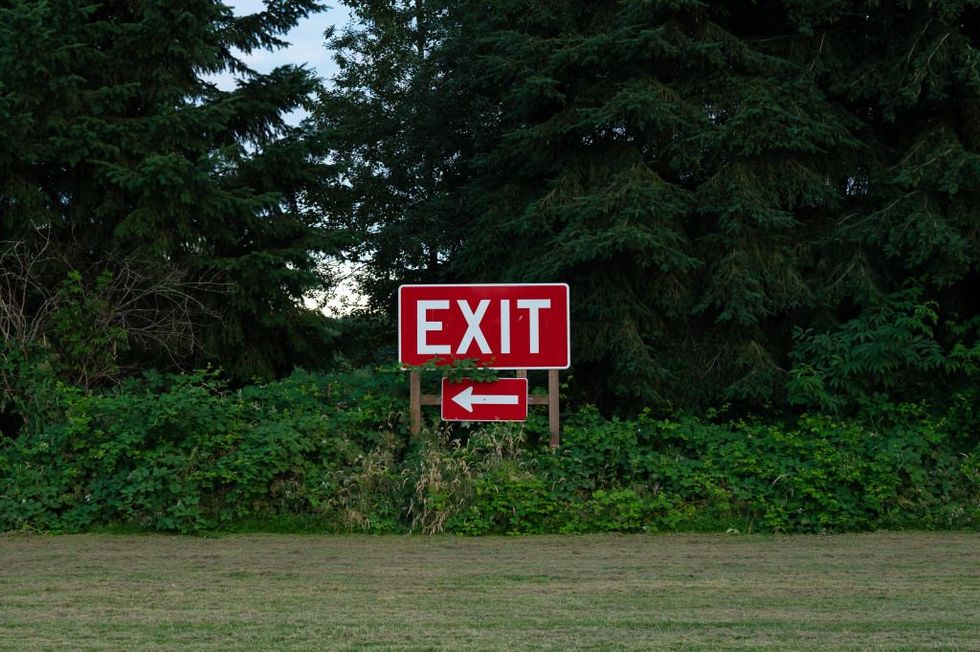 Trump admin tells identity grifters to hit the bricks, orders DEI offices shuttered by Wednesday evening