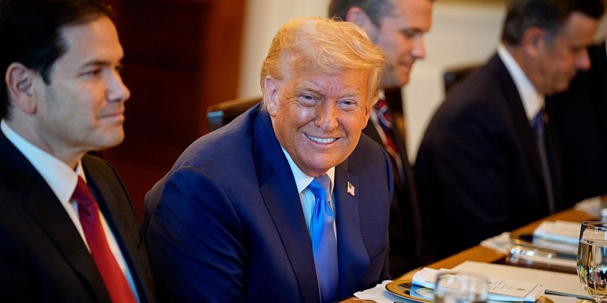 Trump admin to vet all visa holders — revoke and deport threats to America Trump admin to vet all visa holders — revoke and deport threats to America