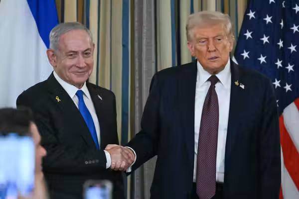 Trump announces ceasefire agreement — and meeting at the White House