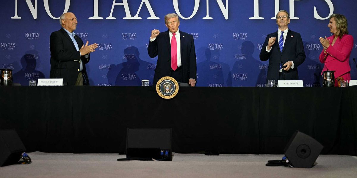 Trump has cut taxes for waitresses and bartenders across the country — but many have no clue about it