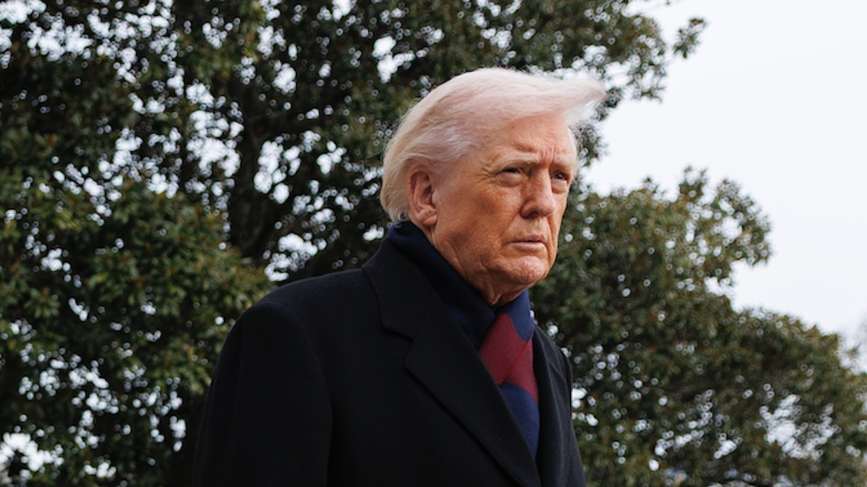 Trump promises 'very serious retaliation' after 'ISIS attack' that killed 2 US Army soldiers, 1 US interpreter in Syria