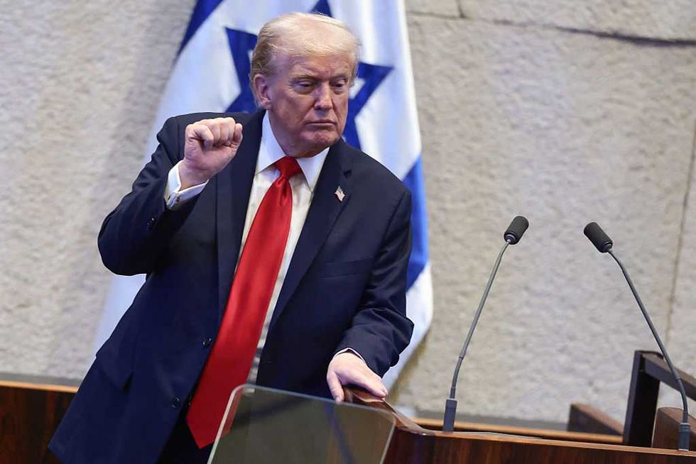 Trump receives roaring applause for historic peace deal after all remaining hostages are freed