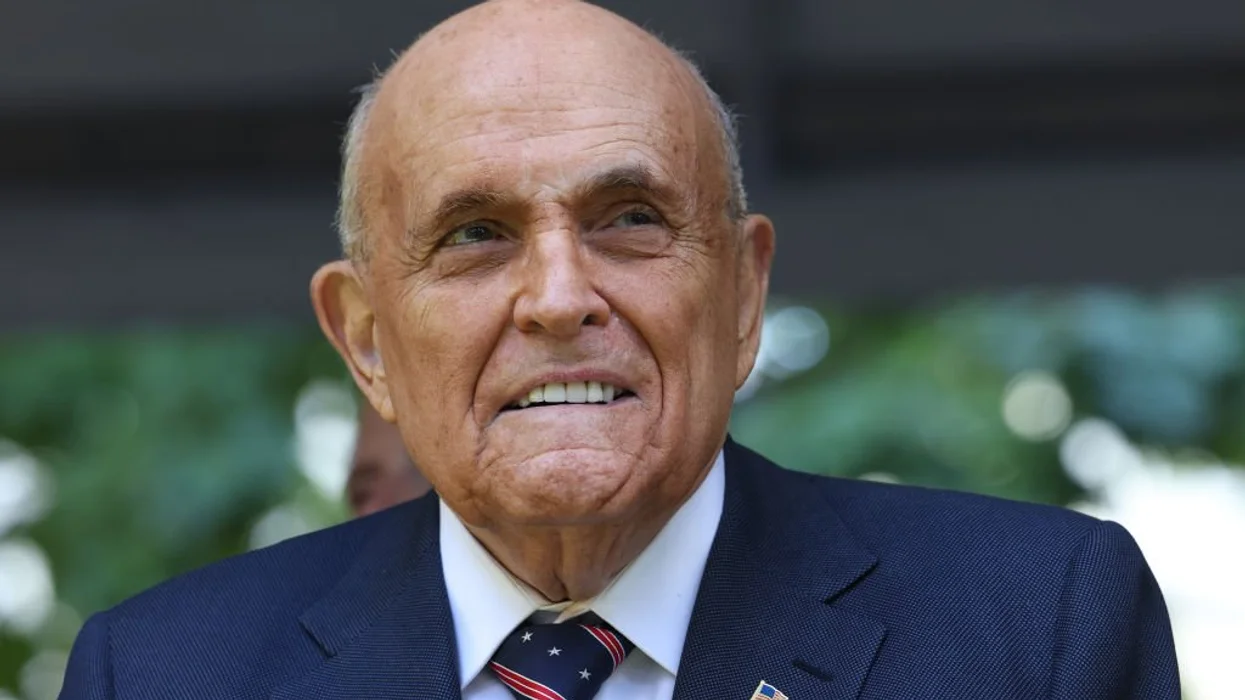 Trump to award Mayor Giuliani the Medal of Freedom after his brush with death while helping woman