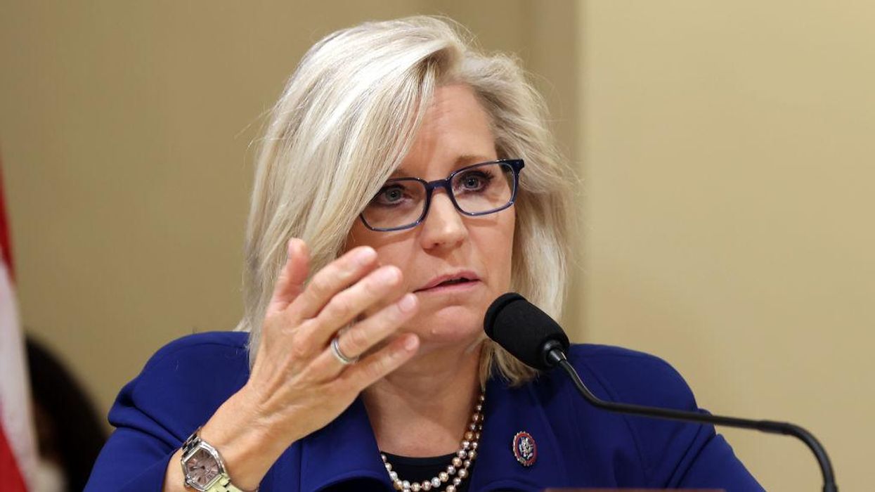 Trump to endorse challenger to Rep. Liz Cheney, reports say