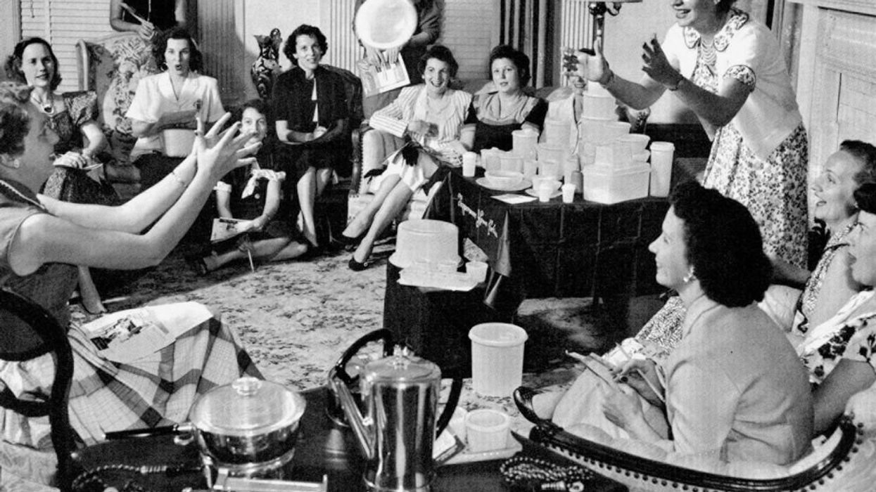 Tupperware: 1946-2024