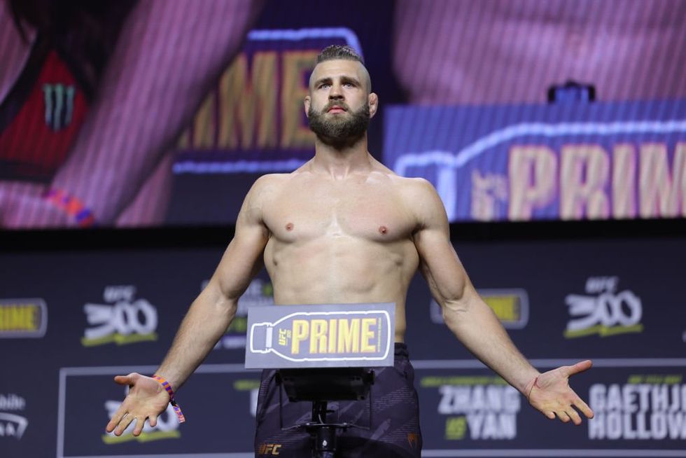 UFC contender Jiří Procházka says he's going 3 days without power or food to prepare for training ahead of next fight