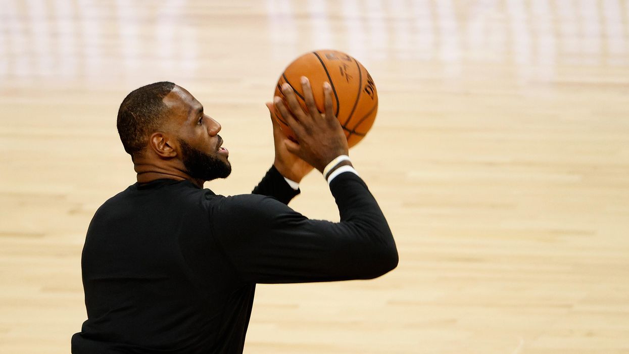 UFC star shreds 'piece of crap' LeBron James — who’s only concerned with 'lining his own pockets and bowing down to China'