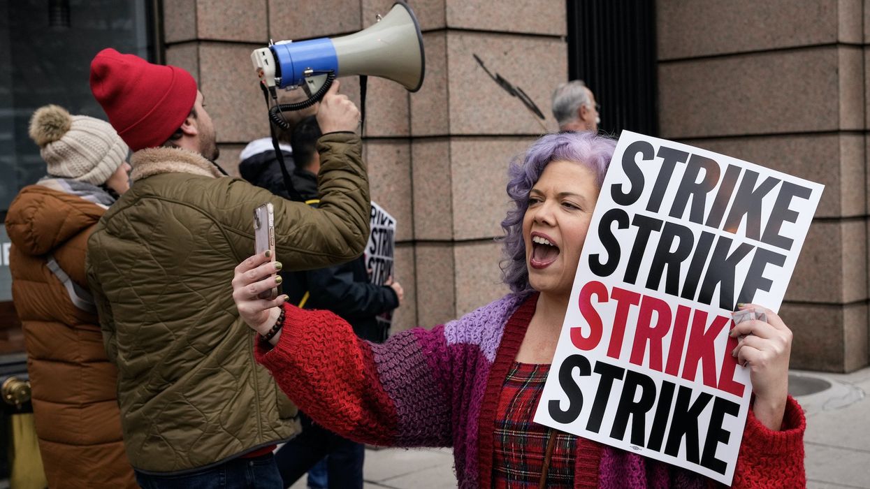 Union tries to scold Philly resident for 'scabbing' during garbage strike — and gets obliterated by ridicule on social media