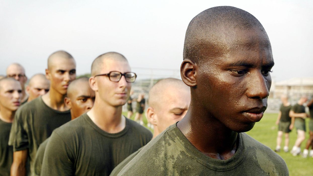 US Army may nix gender-neutral fitness tests as women overwhelmingly fail, says biological differences matter