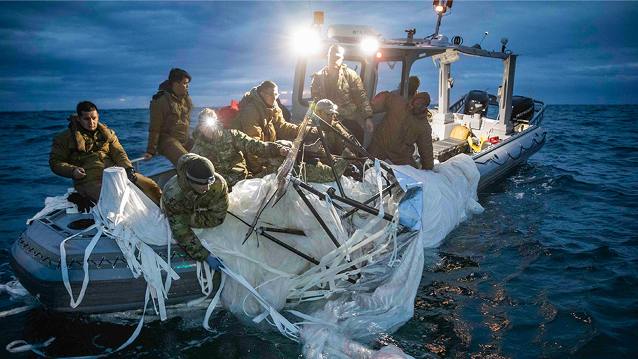US Navy photographed retrieving Chinese spy balloon wreckage; 'China is a responsible country' says CCP rep