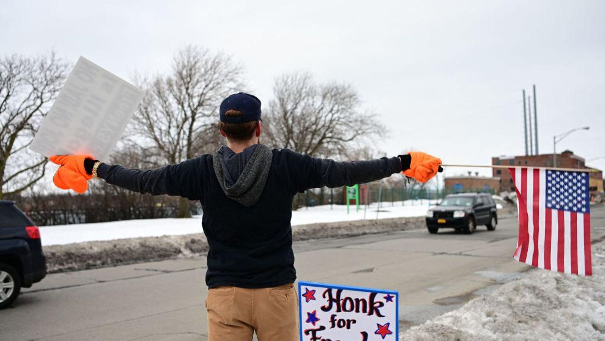 US truckers plan to 'squeeze' DC this week with Freedom Convoy