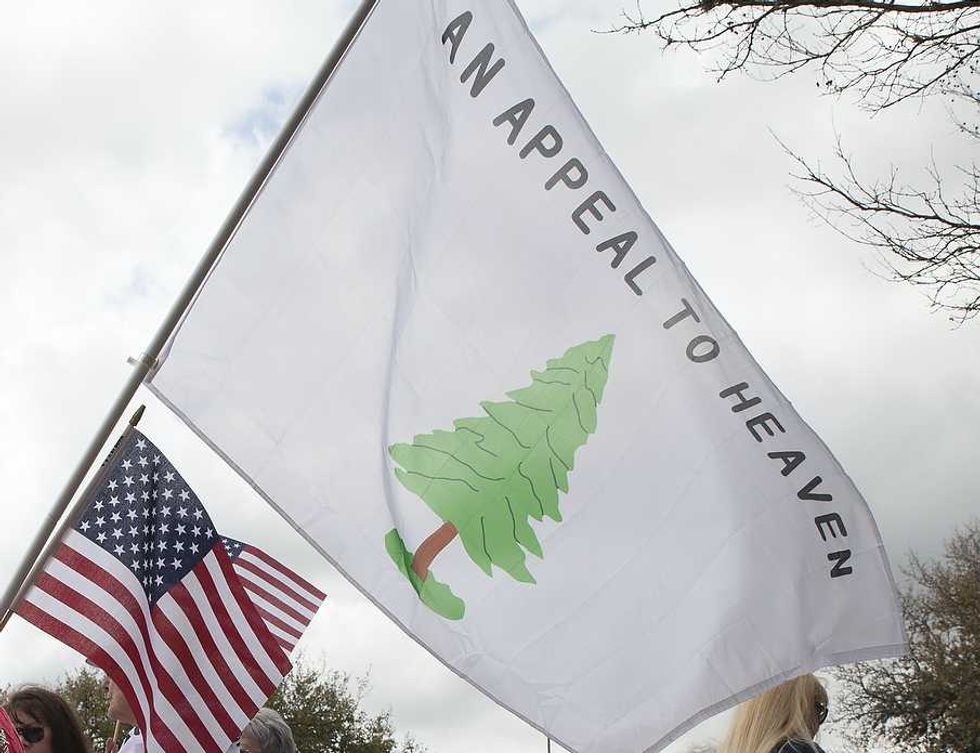 USA Today reporter crushed with backlash after calling 'Appeal to Heaven' flag 'Christian nationalist'