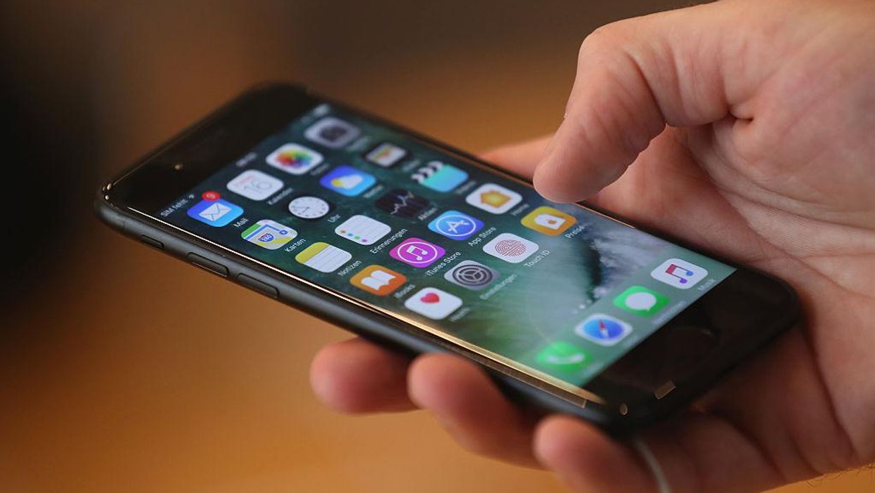 Utah governor considers bill requiring anti-porn filters on smartphones to be turned on