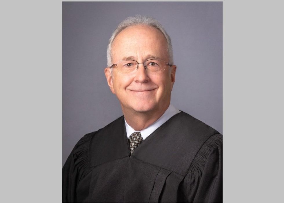 Utah judge, fire chief defendant — both accused of child sex crimes — allegedly discussed pedo fantasies, had sex