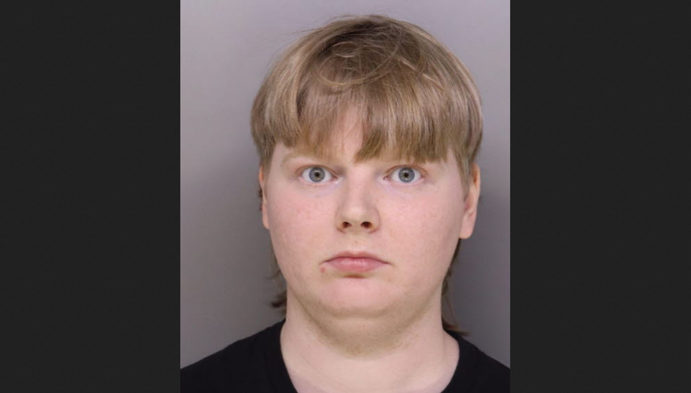 Vandal in custody after brazen attack on JD Vance's Ohio home