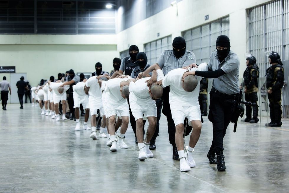 Venezuela's regime enables Tren de Aragua's border crime spree while corrupt officials likely profit: Intel memo